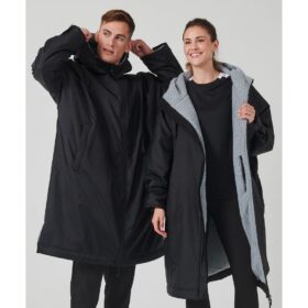 Finden & Hales All-Weather Robe