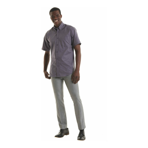 UC702 Lifestyle scaled - Uneek Mens Pinpoint Oxford Half Sleeve Shirt