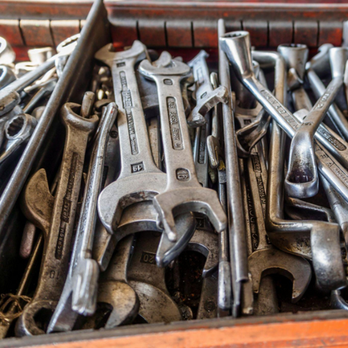 Untitled design 15 3 - UK Trades Workplace Etiquette: Hygiene, Brewing, and On-Site Pet Peeves