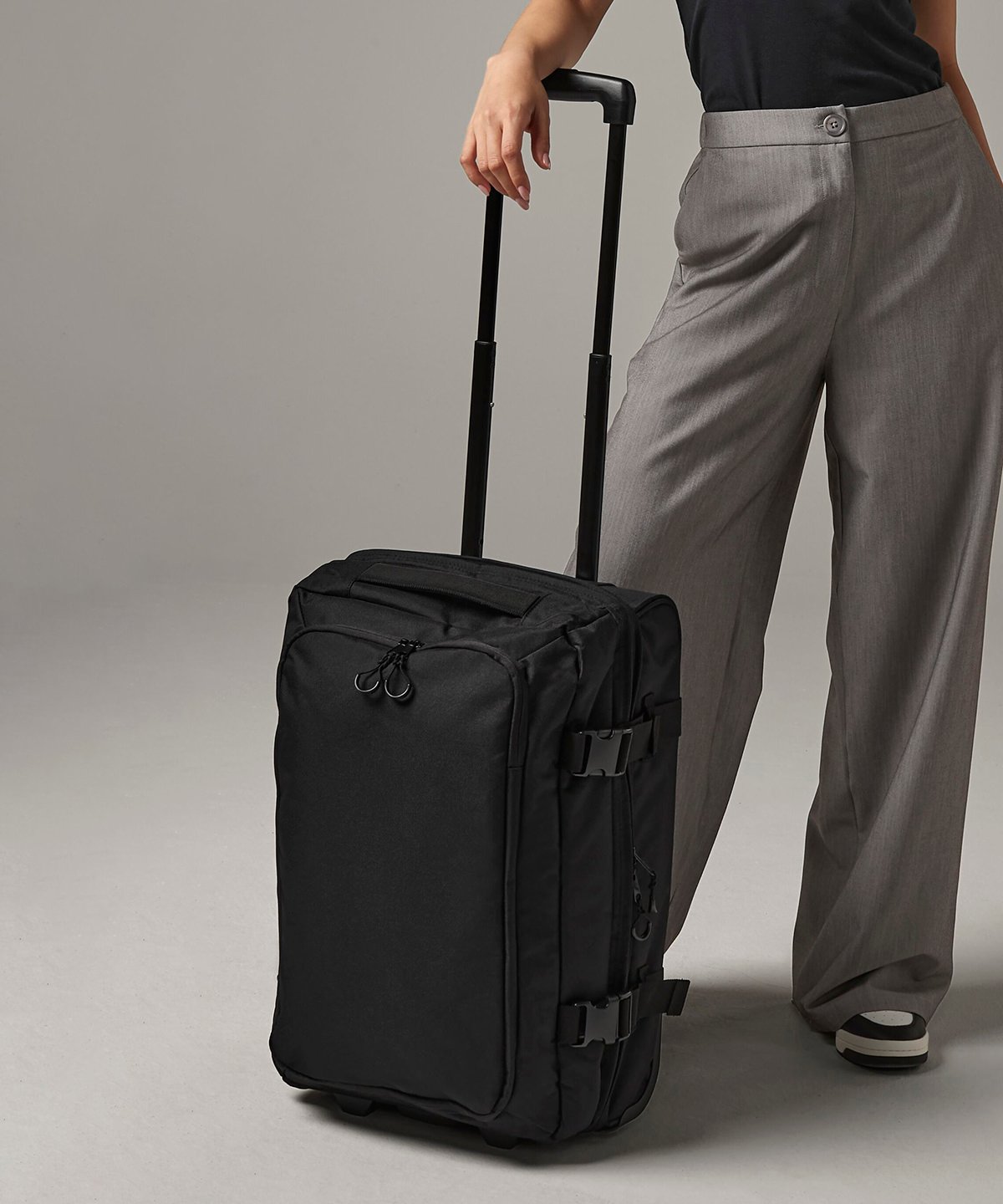 Escape carry-on wheelie