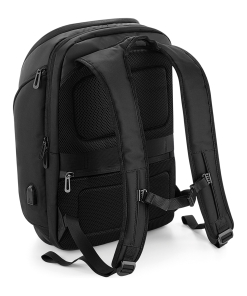 qd910 ls22 2023 - Quadra Pro-Tech Charge Backpack