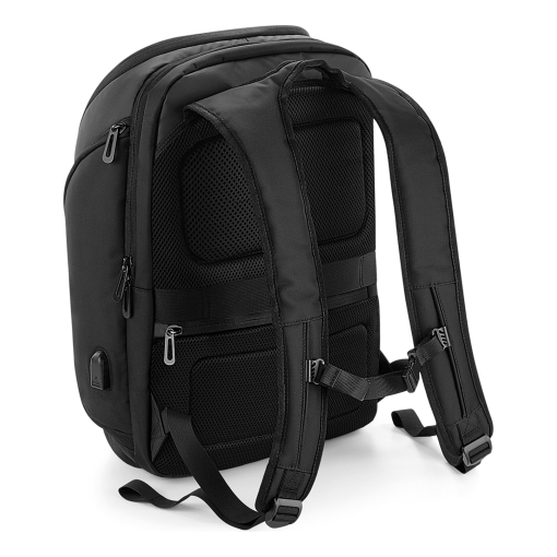 qd910 ls22 2023 - Quadra Pro-Tech Charge Backpack